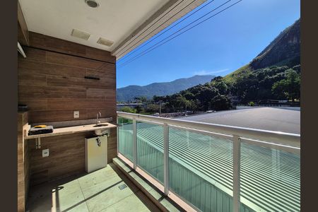 Apartamento à venda com 75m², 2 quartos e 1 vaga
