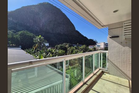 Apartamento à venda com 75m², 2 quartos e 1 vaga
