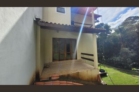 Casa de condomínio para alugar com 145m², 3 quartos e 2 vagas Casa de condomínio para alugar com 145m², 3 quartos e 2 vagasQuintal