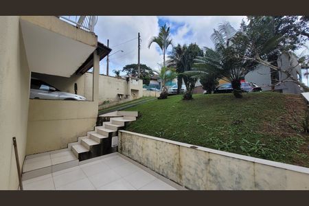 Casa de condomínio para alugar com 145m², 3 quartos e 2 vagas