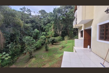 Casa de condomínio para alugar com 145m², 3 quartos e 2 vagas