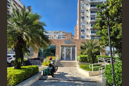 Apartamento para alugar com 79m², 2 quartos e 2 vagas