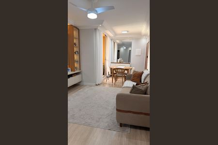 Sala  de apartamento à venda com 2 quartos, 65m² em Jaguaribe, Osasco