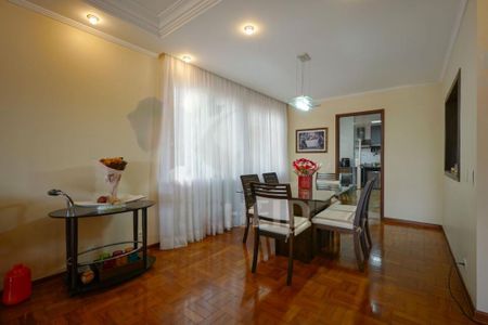 Casa à venda com 399m², 3 quartos e 4 vagas