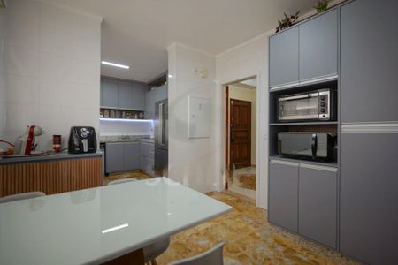 Casa à venda com 399m², 3 quartos e 4 vagas