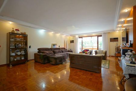 Casa à venda com 399m², 3 quartos e 4 vagas