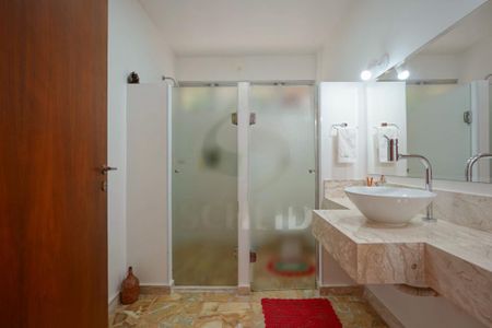 Casa à venda com 399m², 3 quartos e 4 vagas