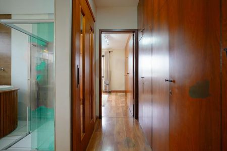 Casa à venda com 399m², 3 quartos e 4 vagas