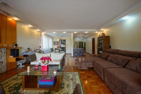 Casa à venda com 3 quartos, 399m² em Jardim Santa Helena, São Paulo