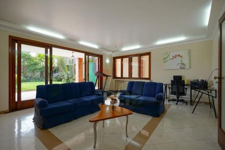 Casa à venda com 399m², 3 quartos e 4 vagas