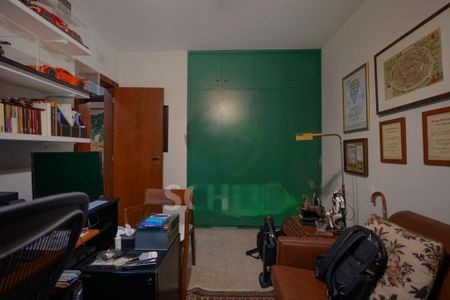 Apartamento à venda com 244m², 4 quartos e 3 vagas