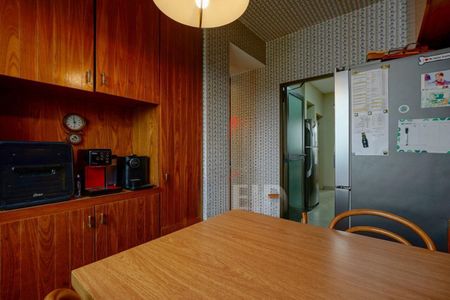 Apartamento à venda com 244m², 4 quartos e 3 vagas