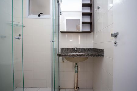 Apartamento para alugar com 64m², 3 quartos e 2 vagasBanheiro Social