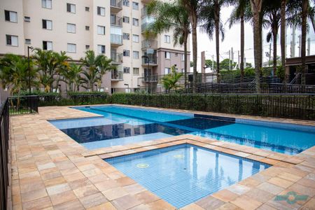 Apartamento para alugar com 64m², 3 quartos e 2 vagas Apartamento para alugar com 64m², 3 quartos e 2 vagasPiscina