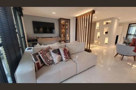 Apartamento à venda com 3 quartos, 220m² em Vila Suzana, São Paulo