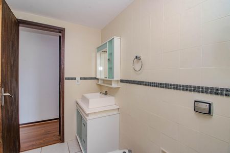 Apartamento à venda com 100m², 2 quartos e 1 vaga Apartamento à venda com 100m², 2 quartos e 1 vagaBanheiro