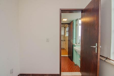 Apartamento à venda com 100m², 2 quartos e 1 vaga Apartamento à venda com 100m², 2 quartos e 1 vagaÁrea de serviço