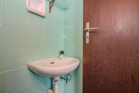 Apartamento à venda com 100m², 2 quartos e 1 vaga Apartamento à venda com 100m², 2 quartos e 1 vagaBanheiro de serviço