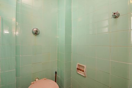 Apartamento à venda com 100m², 2 quartos e 1 vaga Apartamento à venda com 100m², 2 quartos e 1 vagaBanheiro de serviço