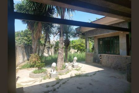 Casa à venda com 3 quartos, 150m² em Rio Bonito, São Paulo