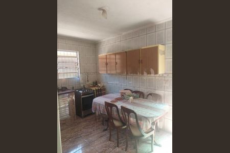 Casa à venda com 3 quartos, 150m² em Rio Bonito, São Paulo