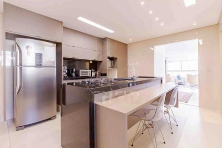 Apartamento à venda com 150m², 2 quartos e 1 vaga