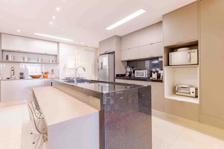 Apartamento à venda com 150m², 2 quartos e 1 vaga