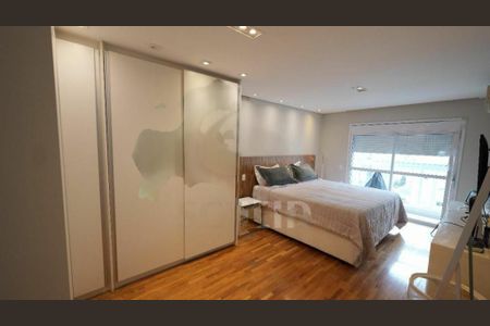 Apartamento à venda com 210m², 4 quartos e 3 vagas