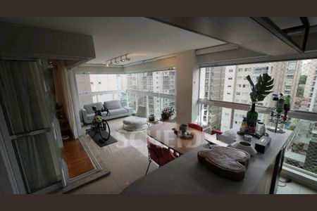 Apartamento à venda com 210m², 4 quartos e 3 vagas