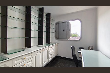 Apartamento para alugar com 112m², 3 quartos e 1 vaga Apartamento para alugar com 112m², 3 quartos e 1 vagaQuarto 1