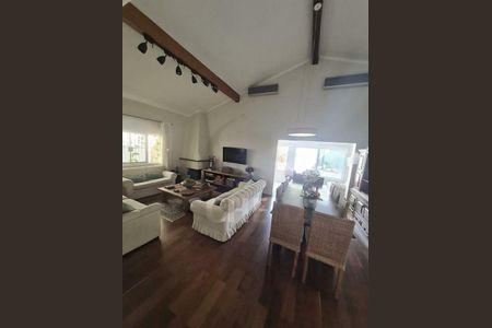 Casa à venda com 3 quartos, 287m² em Socorro, São Paulo