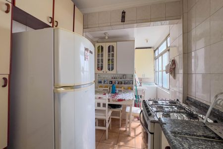 Apartamento para alugar com 69m², 2 quartos e 1 vaga Apartamento para alugar com 69m², 2 quartos e 1 vagaCozinha e área de serviço