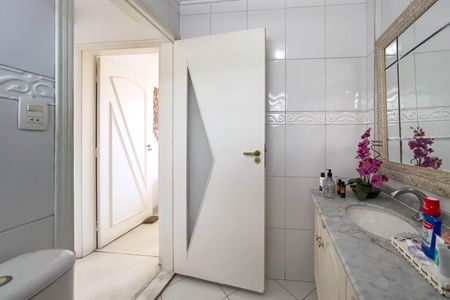Apartamento para alugar com 69m², 2 quartos e 1 vaga Apartamento para alugar com 69m², 2 quartos e 1 vagaBanheiro