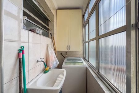 Apartamento para alugar com 69m², 2 quartos e 1 vaga Apartamento para alugar com 69m², 2 quartos e 1 vagaCozinha e área de serviço