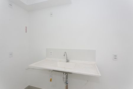 Cozinha de apartamento para alugar com 1 quarto, 27m² em Penha de França, São Paulo