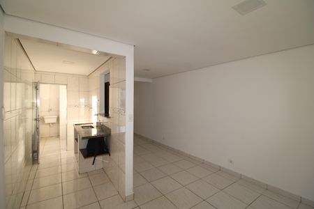 Casa para alugar com 60m², 1 quarto e sem vagaSala / Cozinha