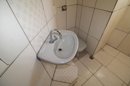 Casa para alugar com 60m², 1 quarto e sem vagaBanheiro