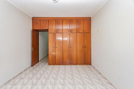 Casa à venda com 150m², 2 quartos e 2 vagas Casa à venda com 150m², 2 quartos e 2 vagasSuíte