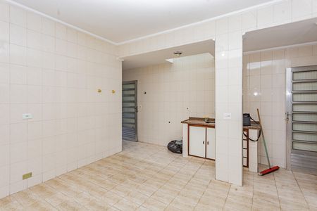 Cozinha de casa à venda com 2 quartos, 150m² em Jardim Vergueiro, São Paulo