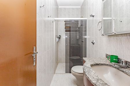 Casa à venda com 150m², 2 quartos e 2 vagas Casa à venda com 150m², 2 quartos e 2 vagasBanheiro da Suíte