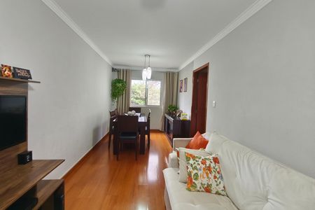 Sala de apartamento à venda com 3 quartos, 70m² em Jardim Amoreiras, Campinas