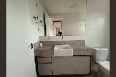 Banheiro de apartamento para alugar com 2 quartos, 70m² em Jardim Brasil, Campinas