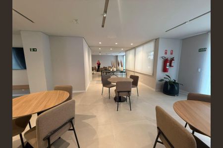 Área comum de apartamento para alugar com 2 quartos, 70m² em Jardim Brasil, Campinas