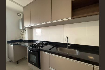 Apartamento para alugar com 70m², 2 quartos e 2 vagasCozinha
