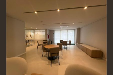 Apartamento para alugar com 70m², 2 quartos e 2 vagasÁrea comum