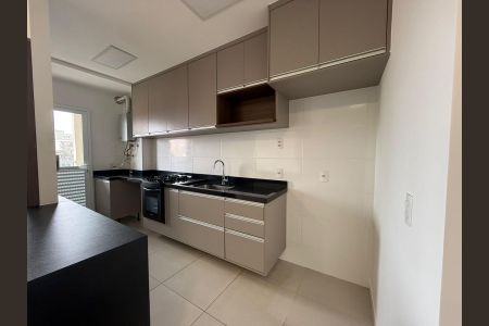 Cozinha de apartamento para alugar com 2 quartos, 70m² em Jardim Brasil, Campinas