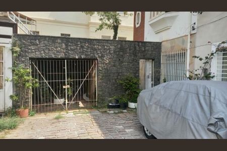 Casa à venda com 3 quartos, 140m² em Vila Nova Conceição, São Paulo