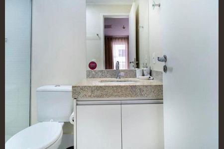 Apartamento à venda com 41m², 1 quarto e 1 vaga Apartamento à venda com 41m², 1 quarto e 1 vagaBanheiro