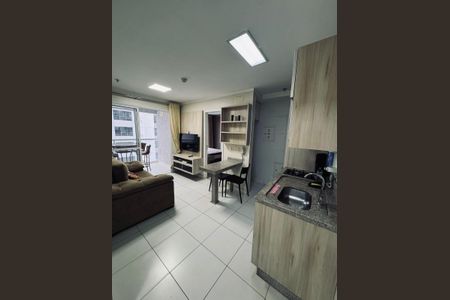Sala de apartamento para alugar com 1 quarto, 41m² em Jardim Goiás, Goiânia