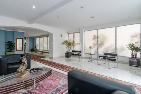 Apartamento à venda com 3 quartos, 124m² em Cerqueira César, São Paulo